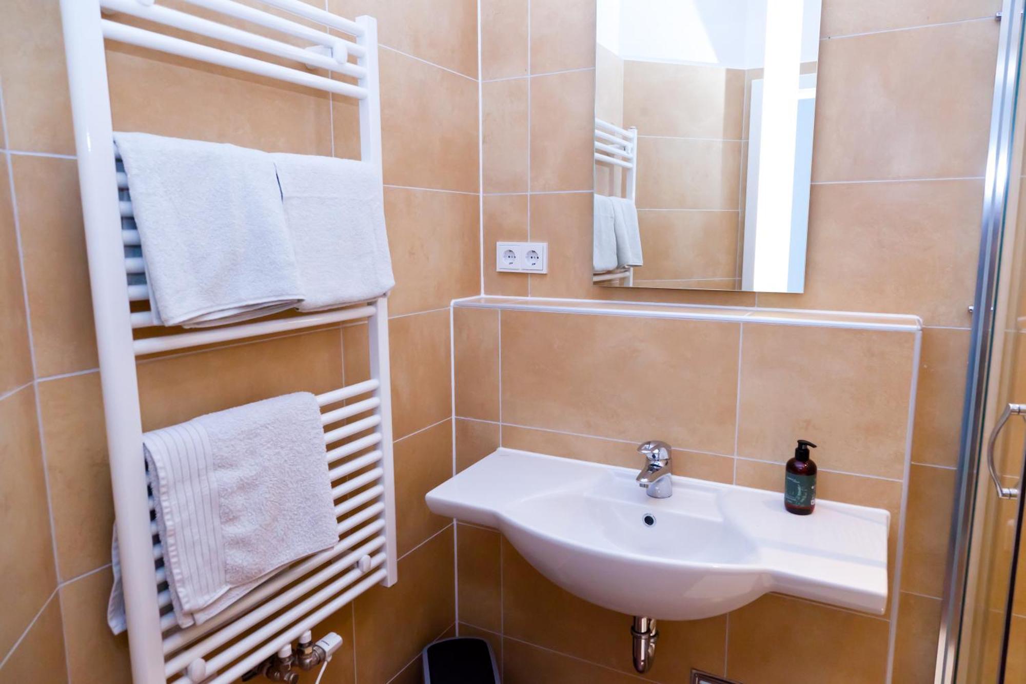 Stern Hotel Ганновер Экстерьер фото